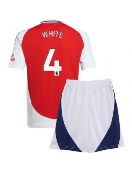 Billige Arsenal Ben White #4 Hjemmedraktsett Barn 2024-25 Kortermet (+ Korte bukser)